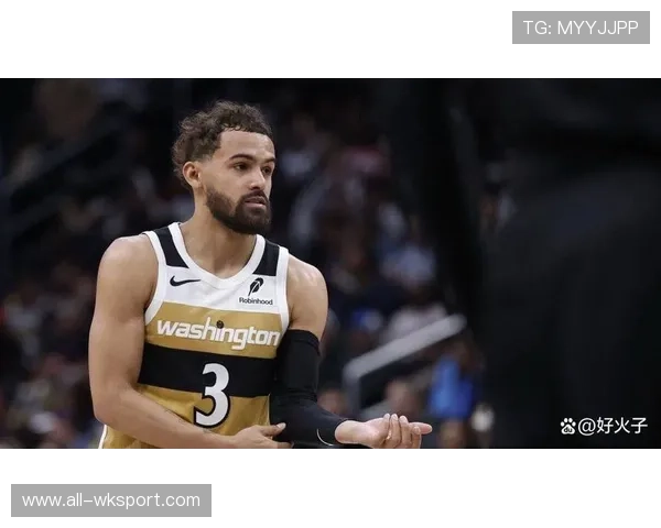 特雷·杨突破制造空挡提升得分效率显著拉开与队友差距