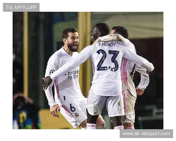 维尼修斯面对顶级后卫的持续威胁解析