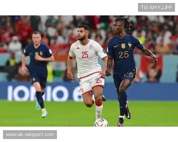 琼阿梅尼 vs 托纳利：新一代后腰的战术角色与体系适配差异分析